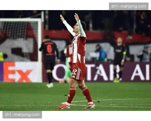 勒沃库森客场两球轻取奥林匹亚科斯 晋级概率升至六成以上