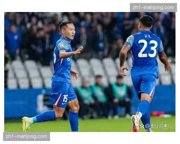 上海申花吴曦精准传中 老将经验在关键传球中发挥作用